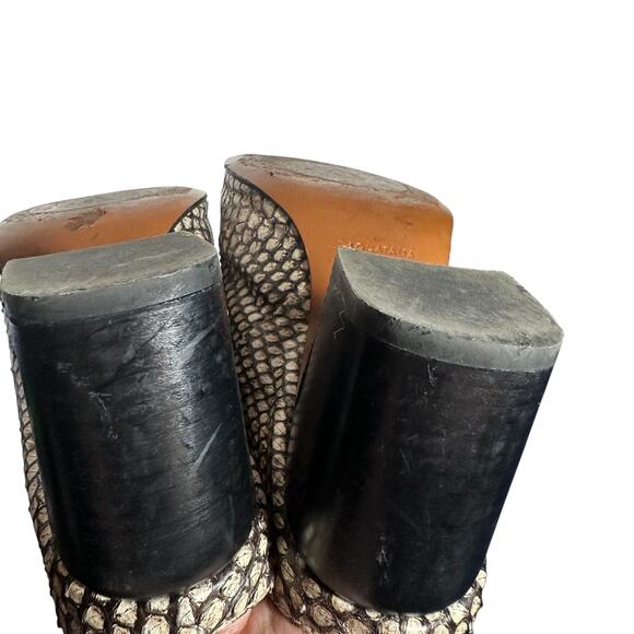 Aquatalia Python Embossed Leather Peep Toe Block Heel Mule 9.5 Italy - Picture 9 of 12